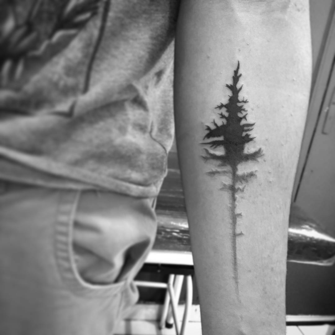 Meaning of pine tree tattoos | BlendUp